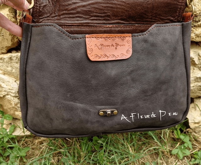 Sac 100 % cuir avec pierre Apatite bleue