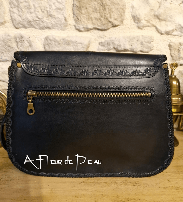 Sac en cuir motif mandala