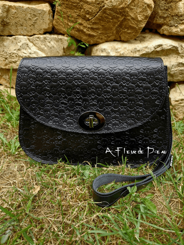 Sac en cuir motifs skulls ☠️